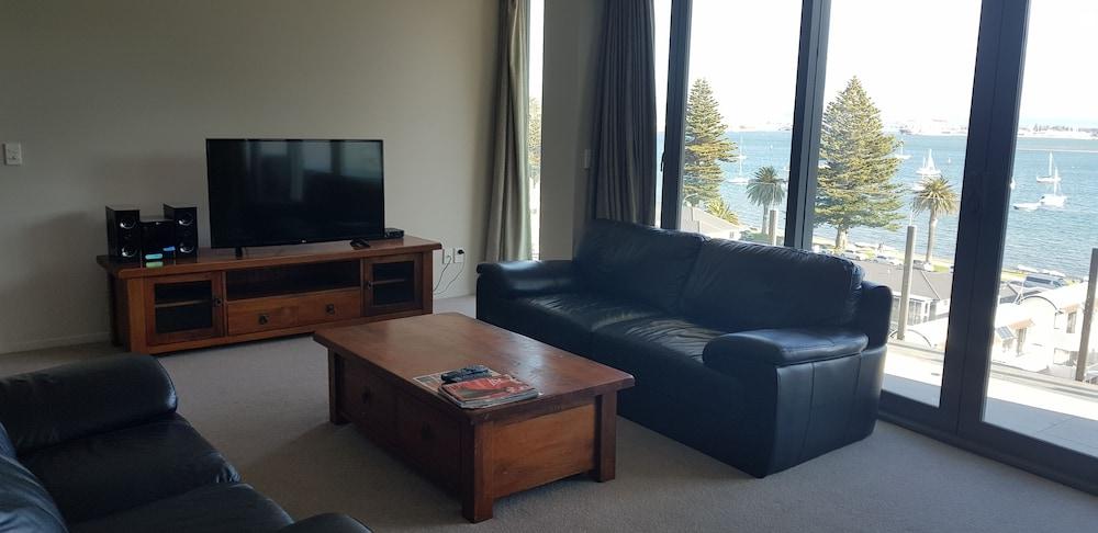 The Pacific Apartments Mount Maunganui Bagian luar foto